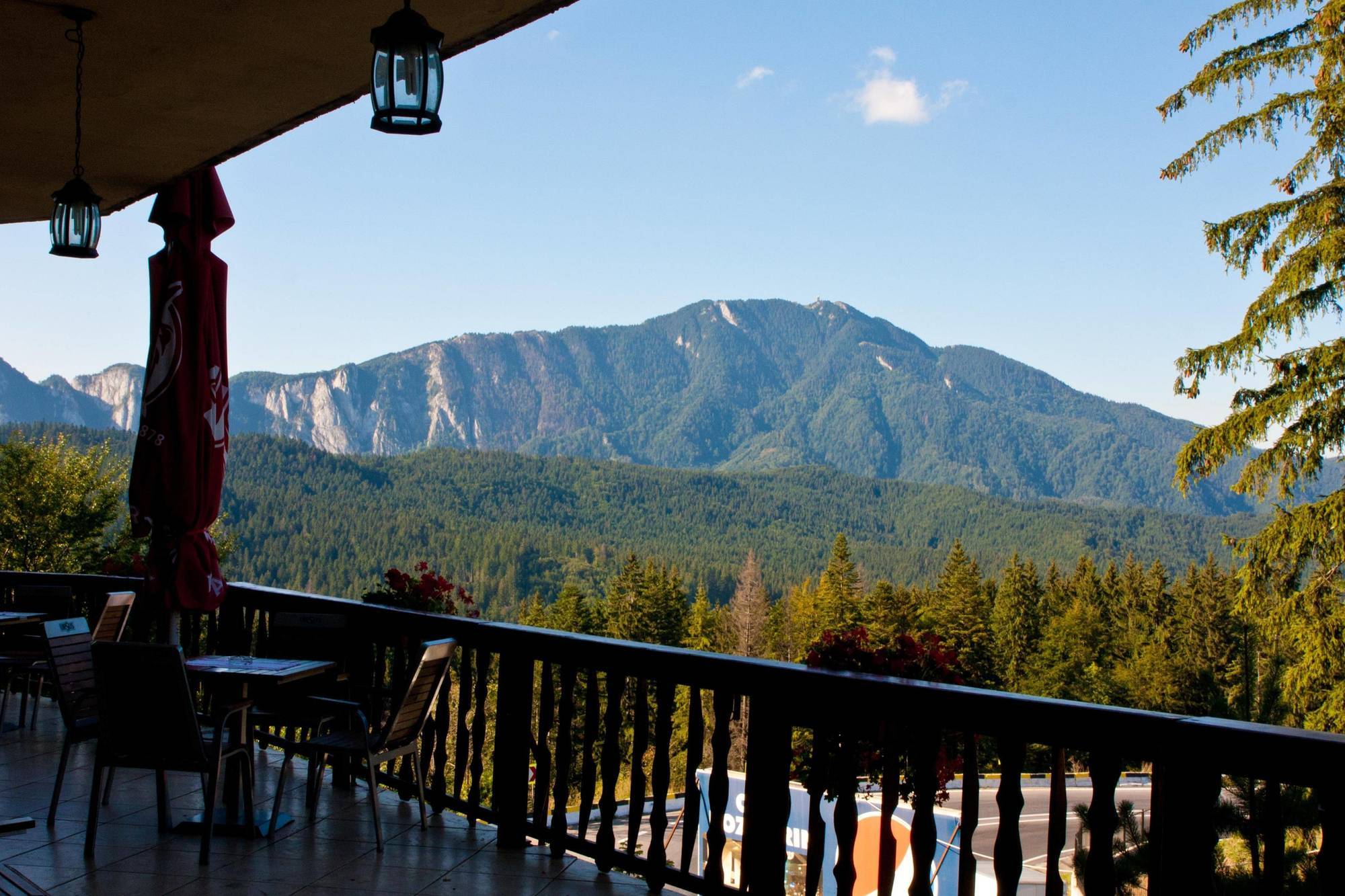 Hotel Rozmarin Предеал Екстериор снимка